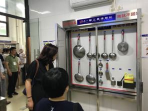 毛巾消毒都有流程圖 嚴(yán)格打表執(zhí)行 重慶餐飲行業(yè)協(xié)會(huì)推 最強(qiáng)食品安全 4d現(xiàn)場管理體系